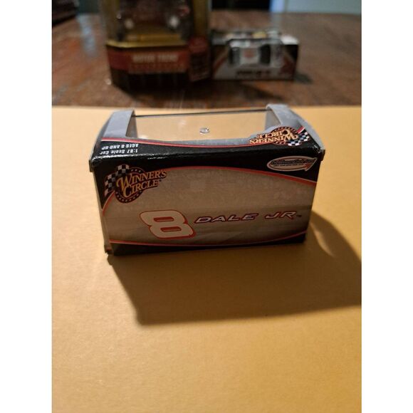 2006 NASCAR Winner’s Circle Dale Earnhardt Jr #8 1:87 Diecast Race Car in Box - Picture 4 of 6